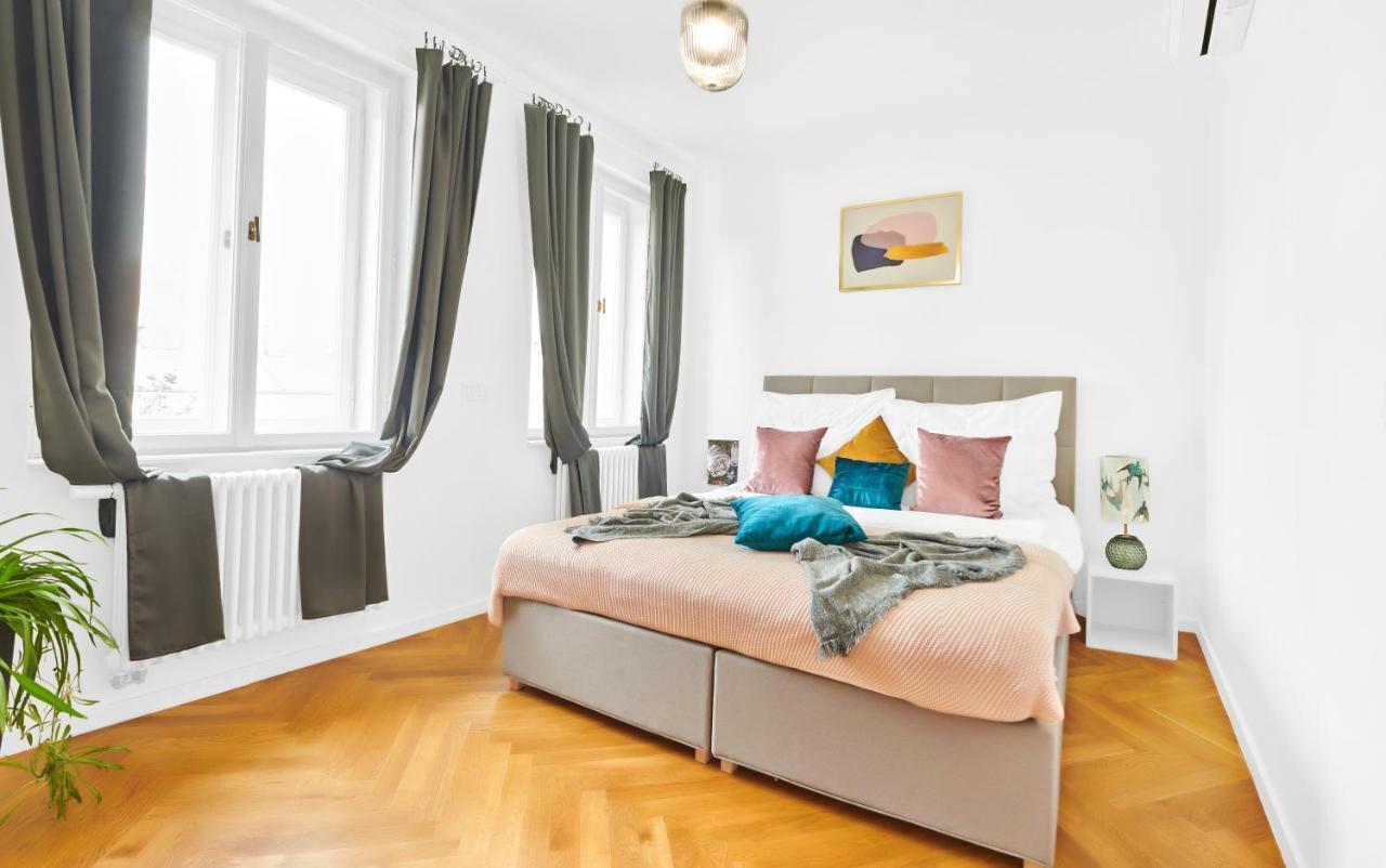 Residence Dlouha - Old Town Praha Bagian luar foto